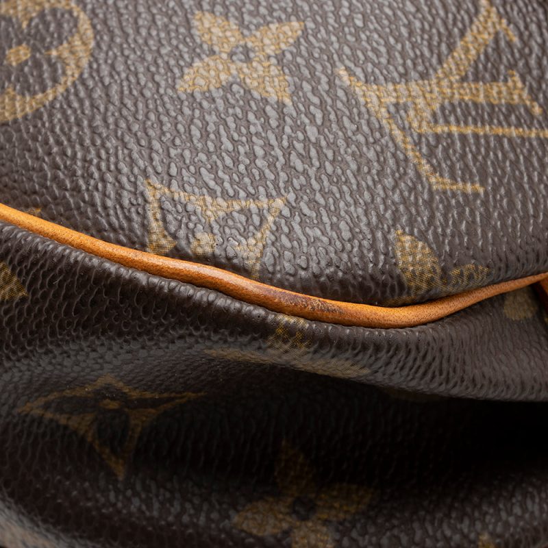 Louis Vuitton Vintage Monogram Canvas Saumur 30 Messenger Bag (SHF-14248) - Image 12