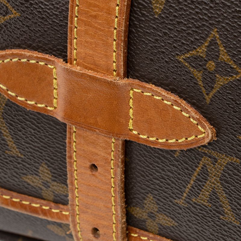 Louis Vuitton Vintage Monogram Canvas Saumur 30 Messenger Bag (SHF-21014) - Image 14