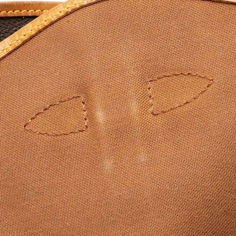 Louis Vuitton Vintage Monogram Canvas Saumur 30 Messenger Bag (SHF-20797) - Image 10
