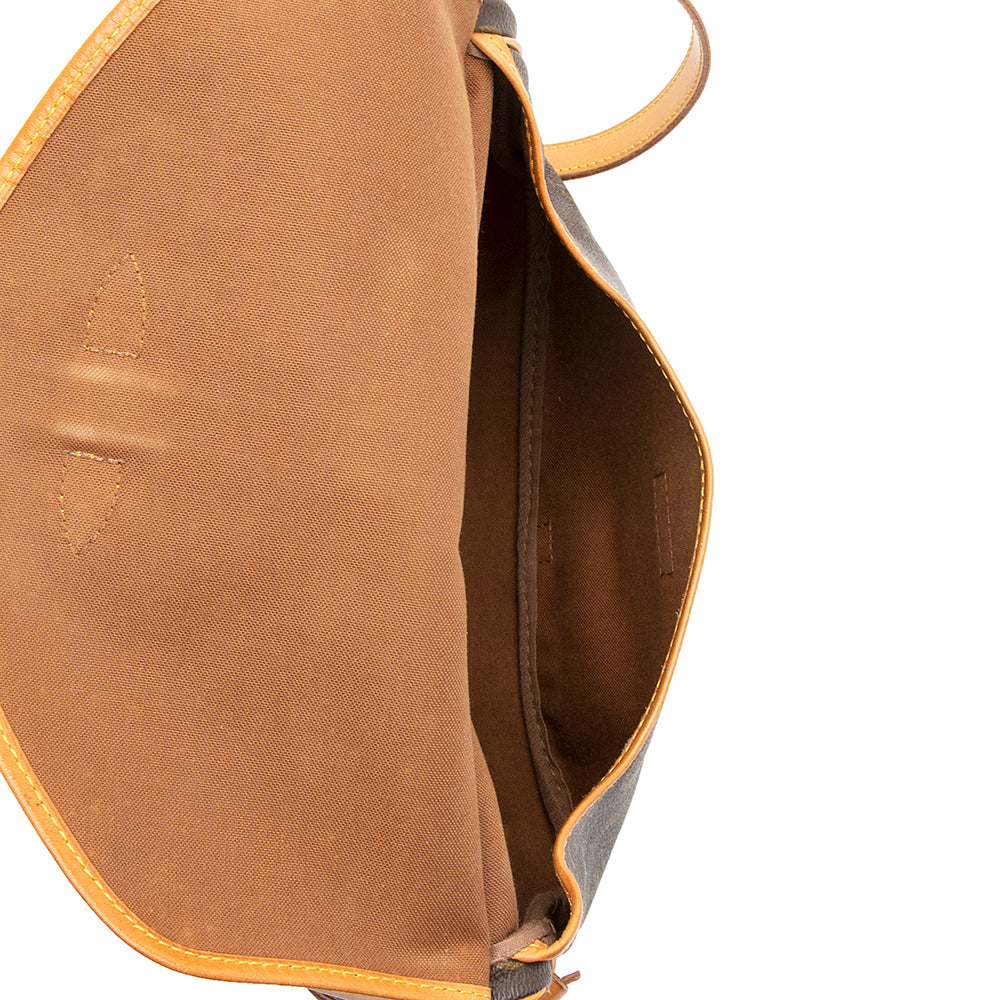 Louis Vuitton Vintage Monogram Canvas Saumur 30 Messenger Bag (SHF-F6ygbP) - Image 6