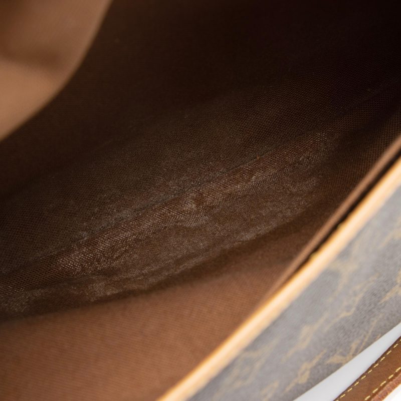 Louis Vuitton Vintage Monogram Canvas Saumur 30 Messenger Bag (SHF-TyPWbw) - Image 10