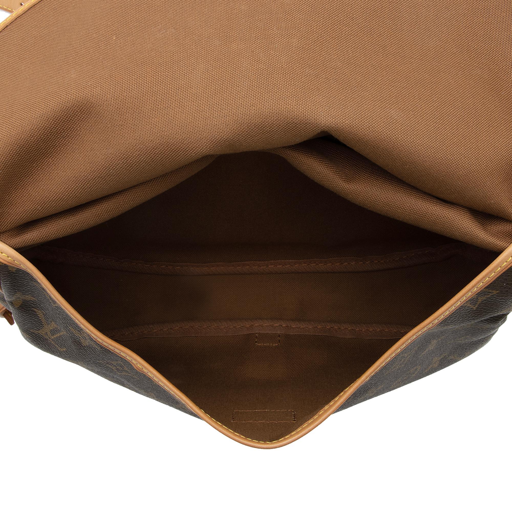 Louis Vuitton Vintage Monogram Canvas Saumur 30 Messenger Bag (SHF-TyPWbw) - Image 7