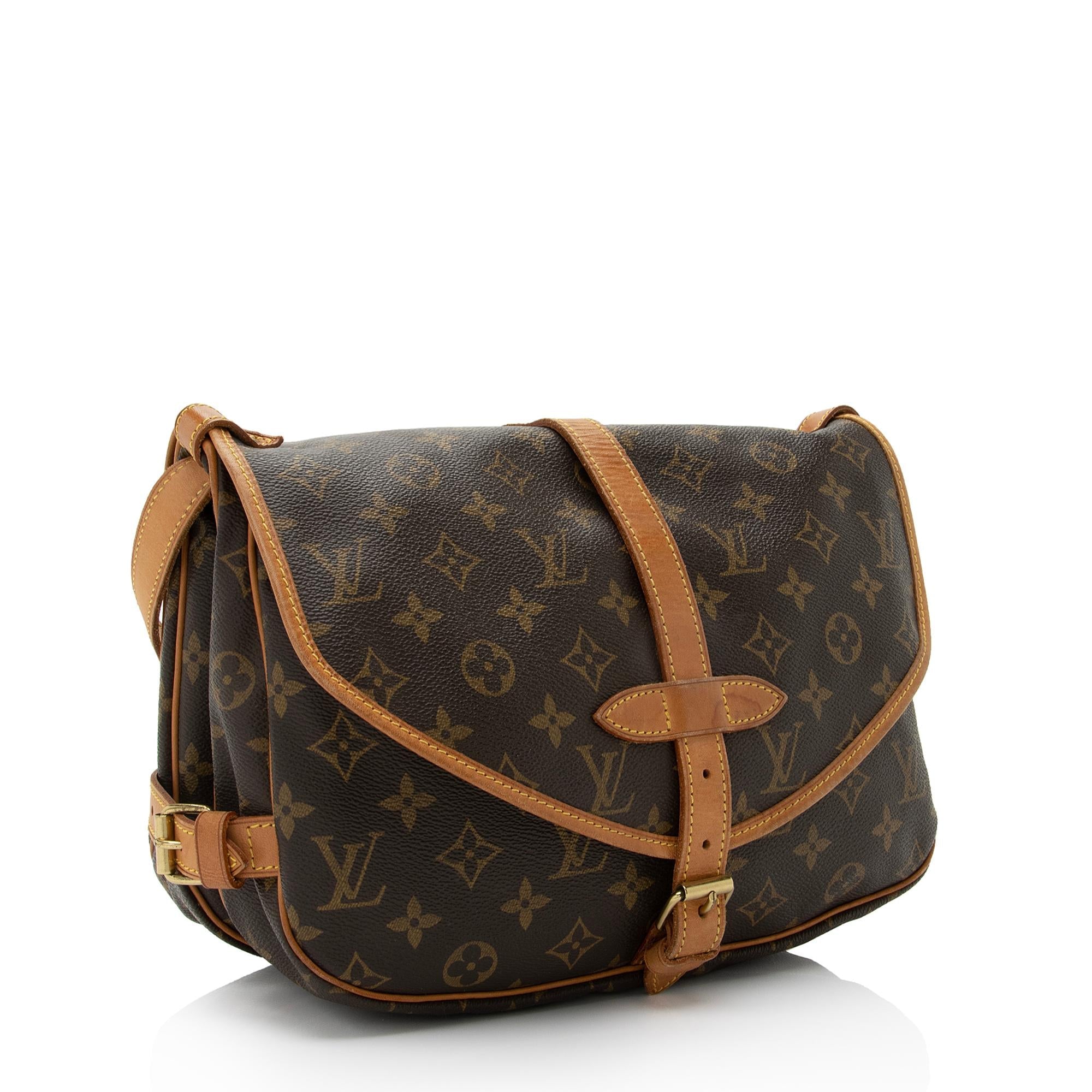Louis Vuitton Vintage Monogram Canvas Saumur 30 Messenger Bag (SHF-TyPWbw)