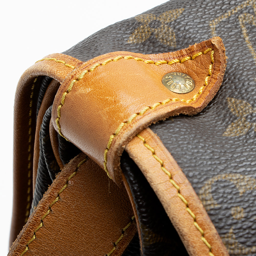 Louis Vuitton Vintage Monogram Canvas Saumur 35 Messenger Bag (SHF-18883) - Image 13