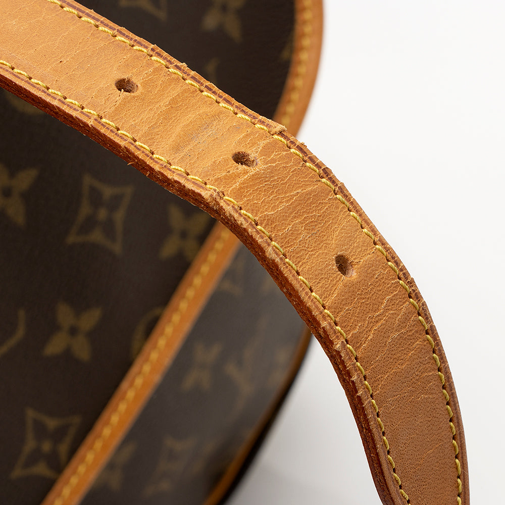 Louis Vuitton Vintage Monogram Canvas Saumur 35 Messenger Bag (SHF-20845) - Image 11
