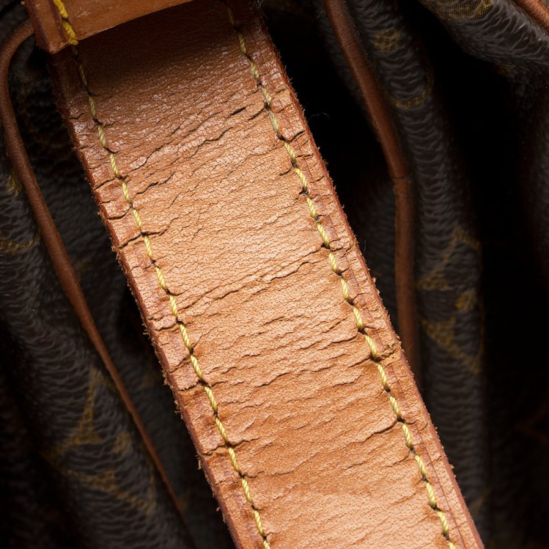 Louis Vuitton Vintage Monogram Canvas Saumur 35 Messenger Bag (SHF-20858) - Image 15