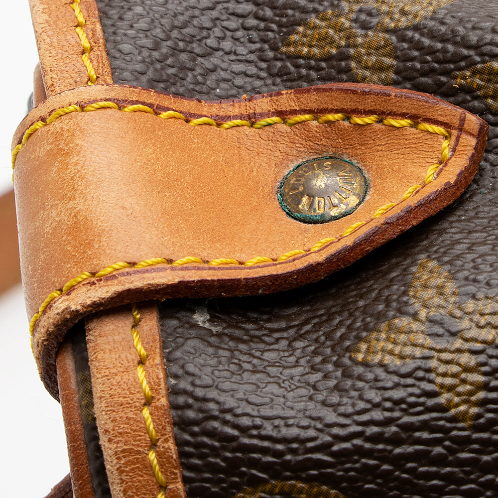 Louis Vuitton Vintage Monogram Canvas Saumur 35 Messenger Bag (SHF-20858) - Image 17