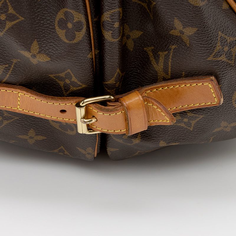 Louis Vuitton Vintage Monogram Canvas Saumur 35 Messenger Bag (SHF-21228) - Image 17