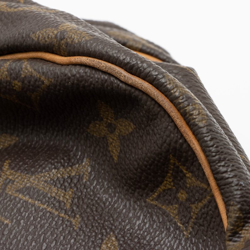 Louis Vuitton Vintage Monogram Canvas Saumur 35 Messenger Bag (SHF-sIW7oS) - Image 16
