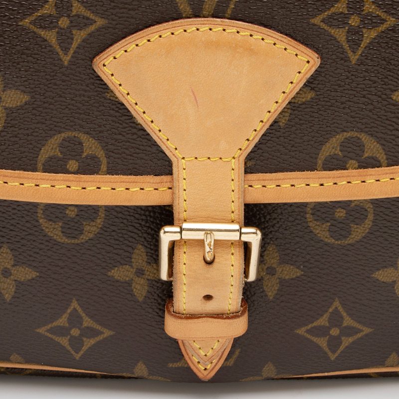 Louis Vuitton Vintage Monogram Canvas Sologne Shoulder Bag (SHF-LA2I2e) - Image 8