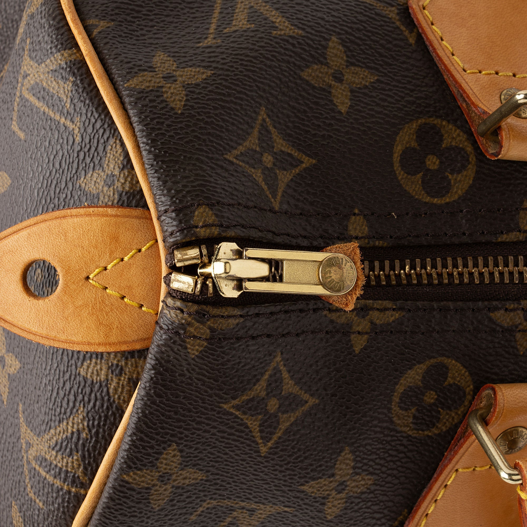Louis Vuitton Vintage Monogram Canvas Speedy 30 Satchel - FINAL SALE (SHF-VUH7fs) - Image 8
