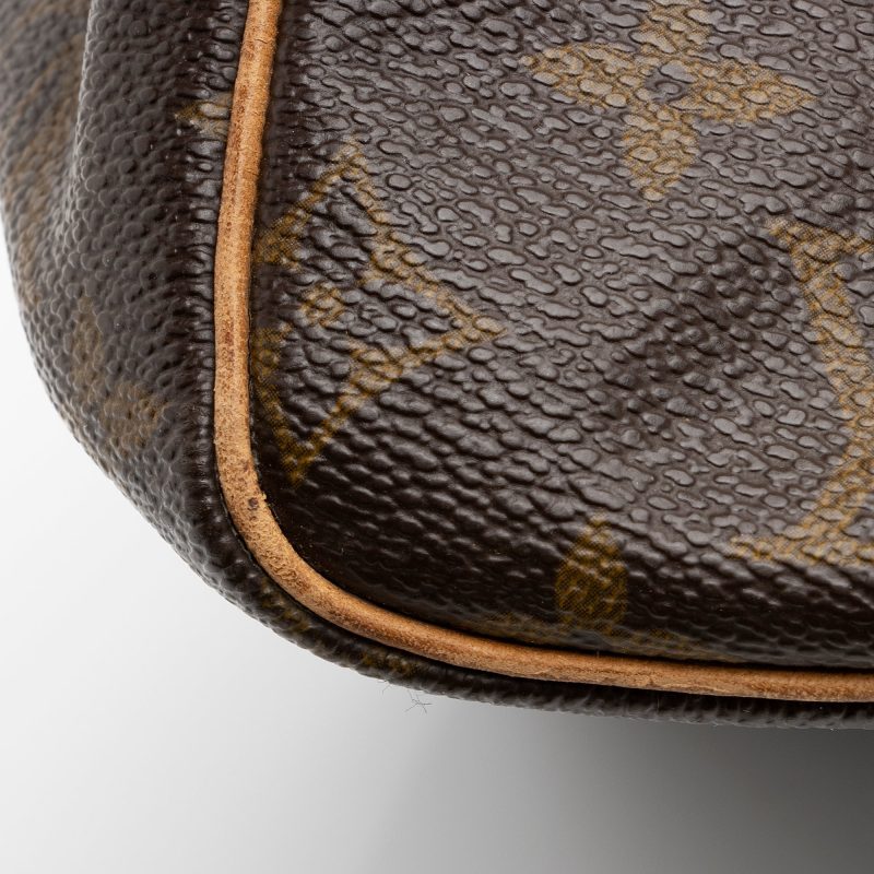 Louis Vuitton Vintage Monogram Canvas Speedy 30 Satchel (SHF-Nnx6Aj) - Image 9