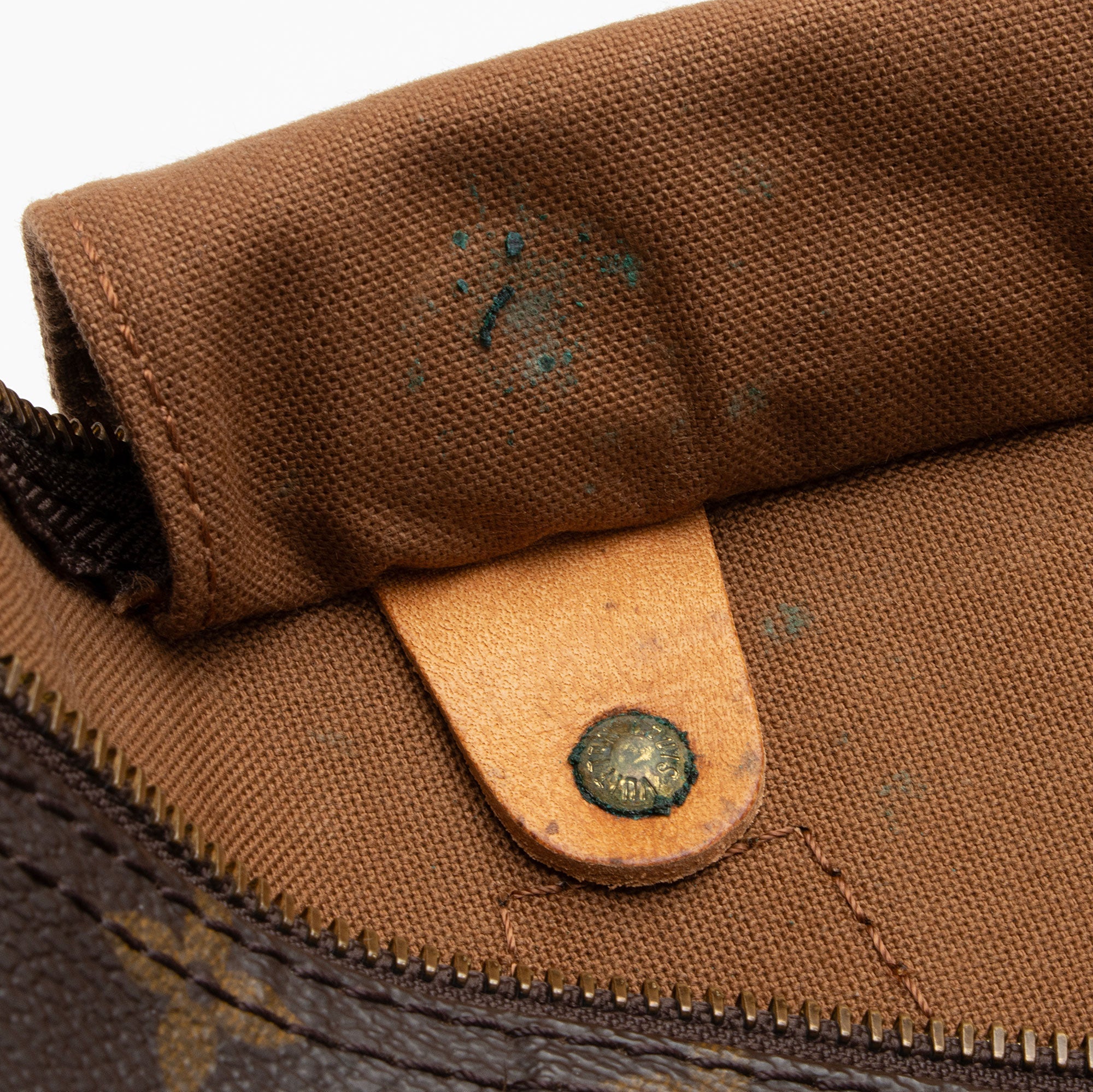 Louis Vuitton Vintage Monogram Canvas Speedy 40 Satchel (SHF-ztojms) - Image 11