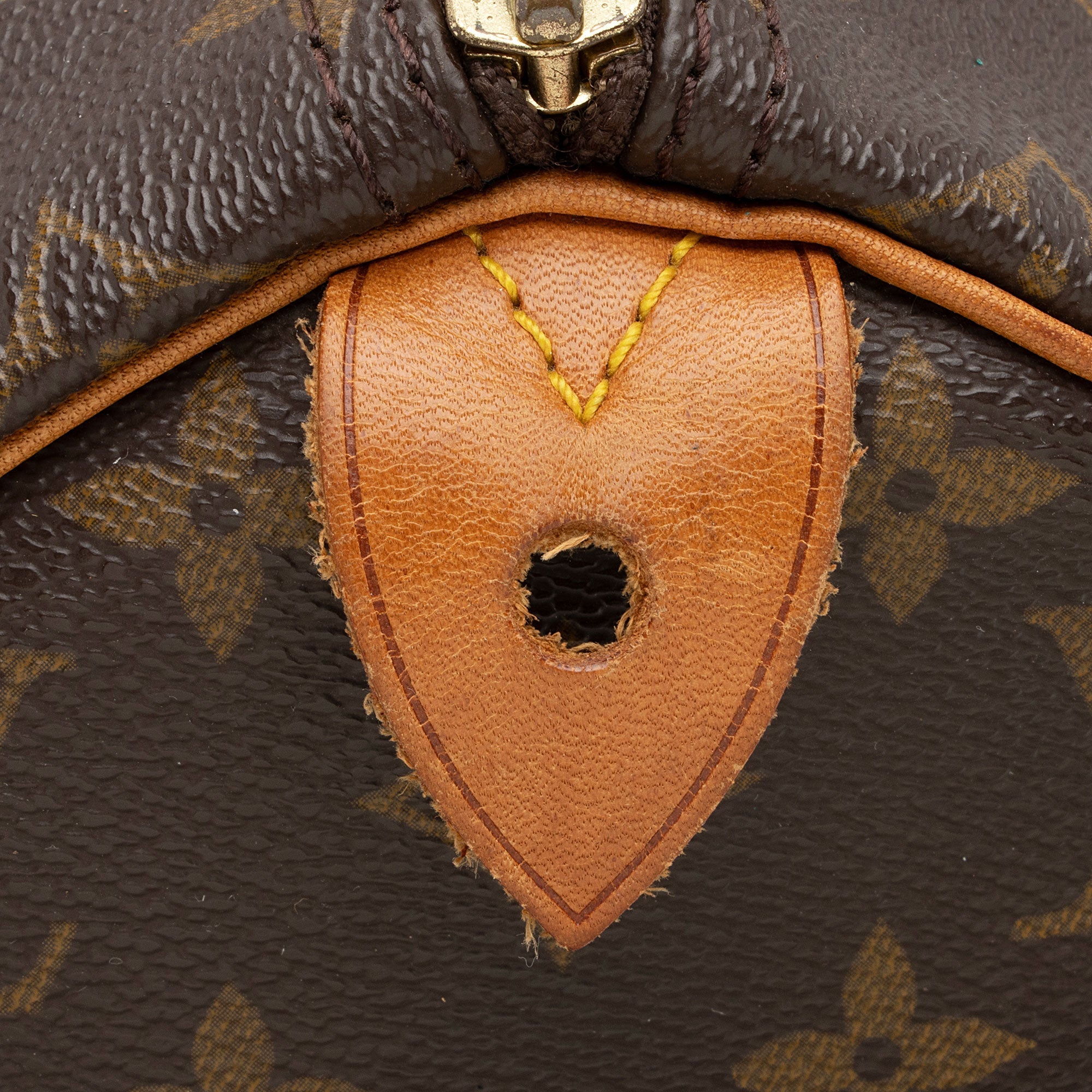 Louis Vuitton Vintage Monogram Canvas Speedy 40 Satchel (SHF-ztojms) - Image 12