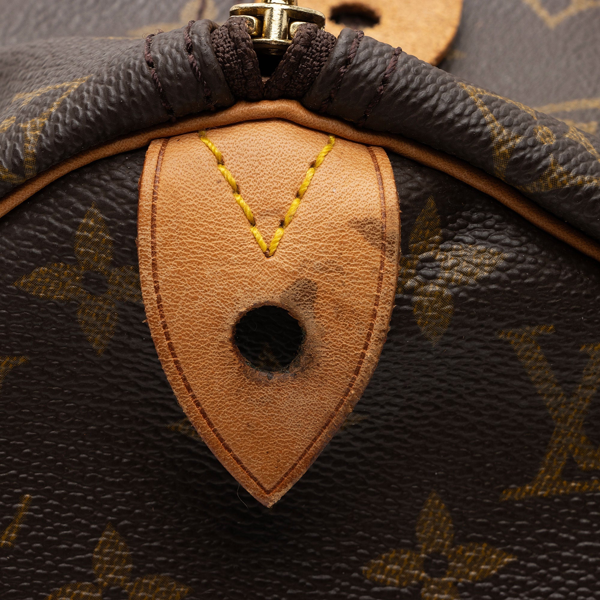 Louis Vuitton Vintage Monogram Canvas Speedy 40 Satchel (SHF-x3wid7) - Image 14