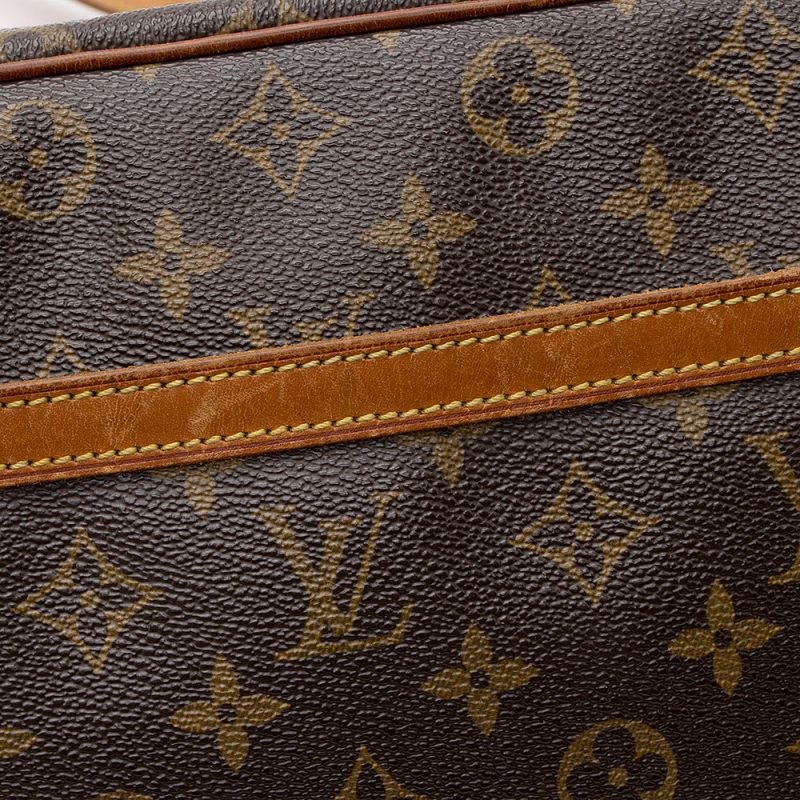 Louis Vuitton Vintage Monogram Canvas Trocadero 27 Shoulder Bag (SHF-22092) - Image 19