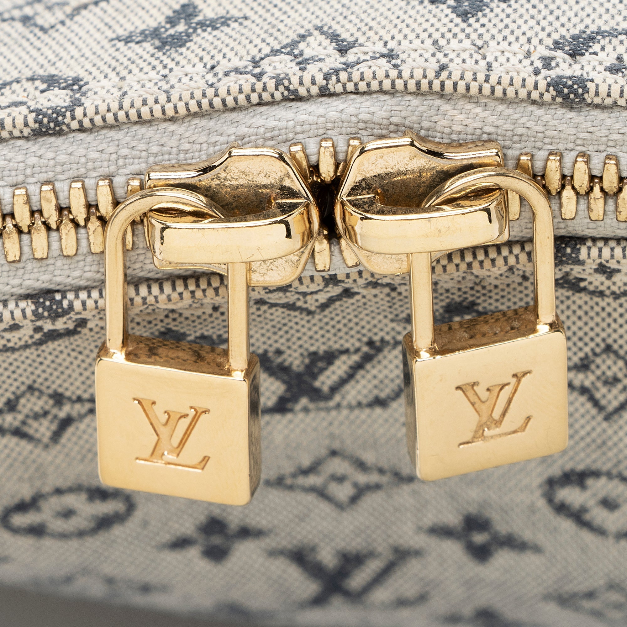 Louis Vuitton Vintage Monogram Mini Lin Alma Haut Satchel (SHF-22280) - Image 8