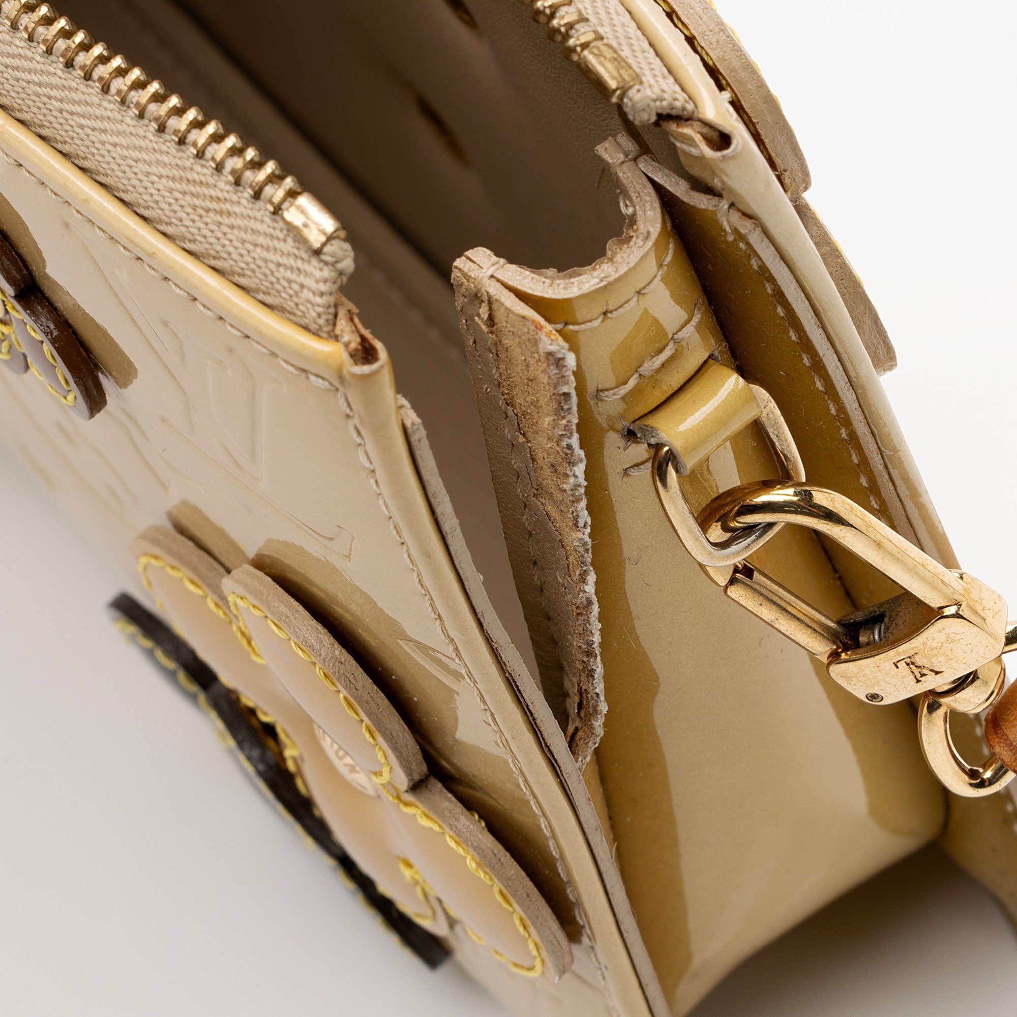 Louis Vuitton Vintage Monogram Vernis Lexington Pochette - FINAL SALE (SHF-23085) - Image 16