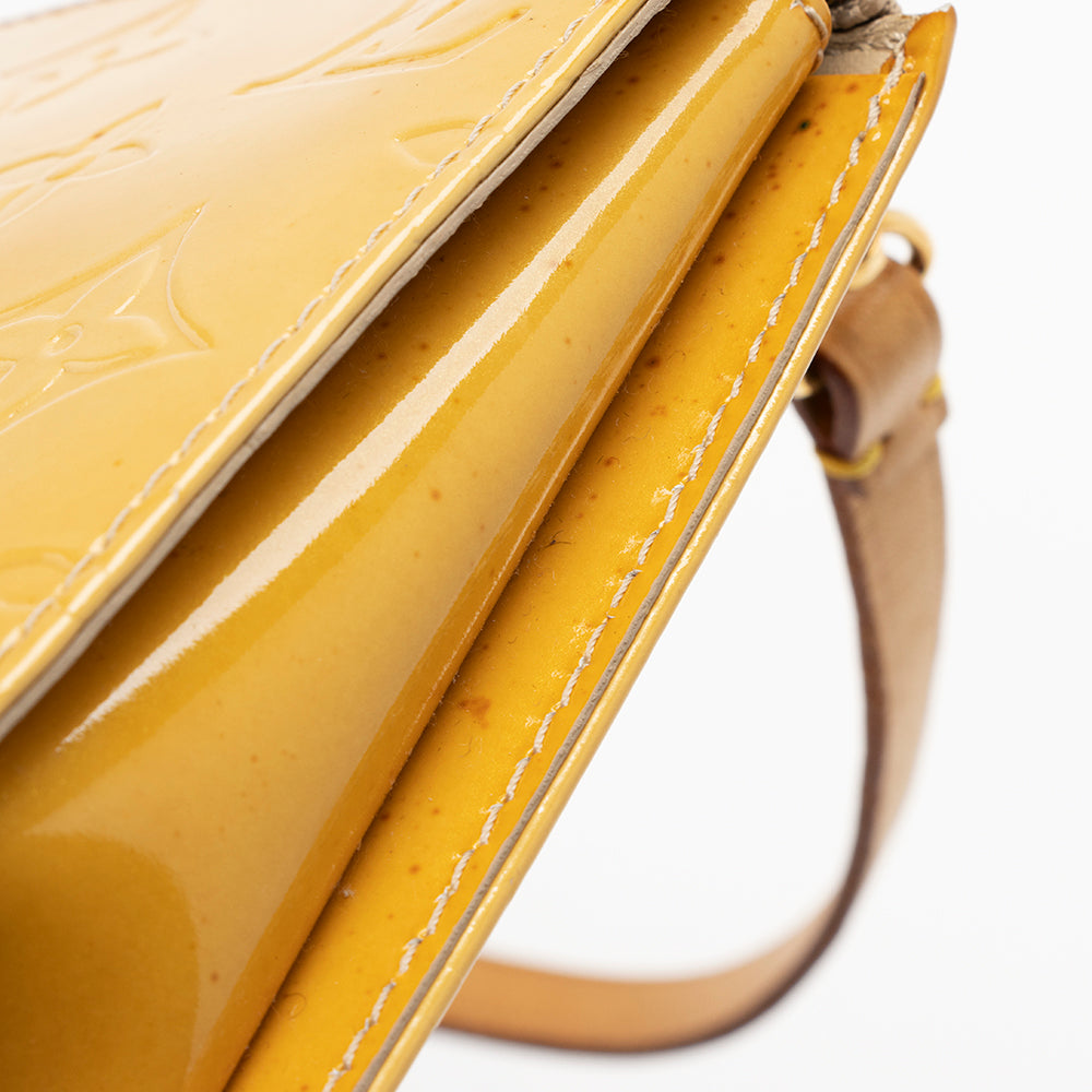 Louis Vuitton Vintage Monogram Vernis Lexington Pochette (SHF-13979) - Image 15
