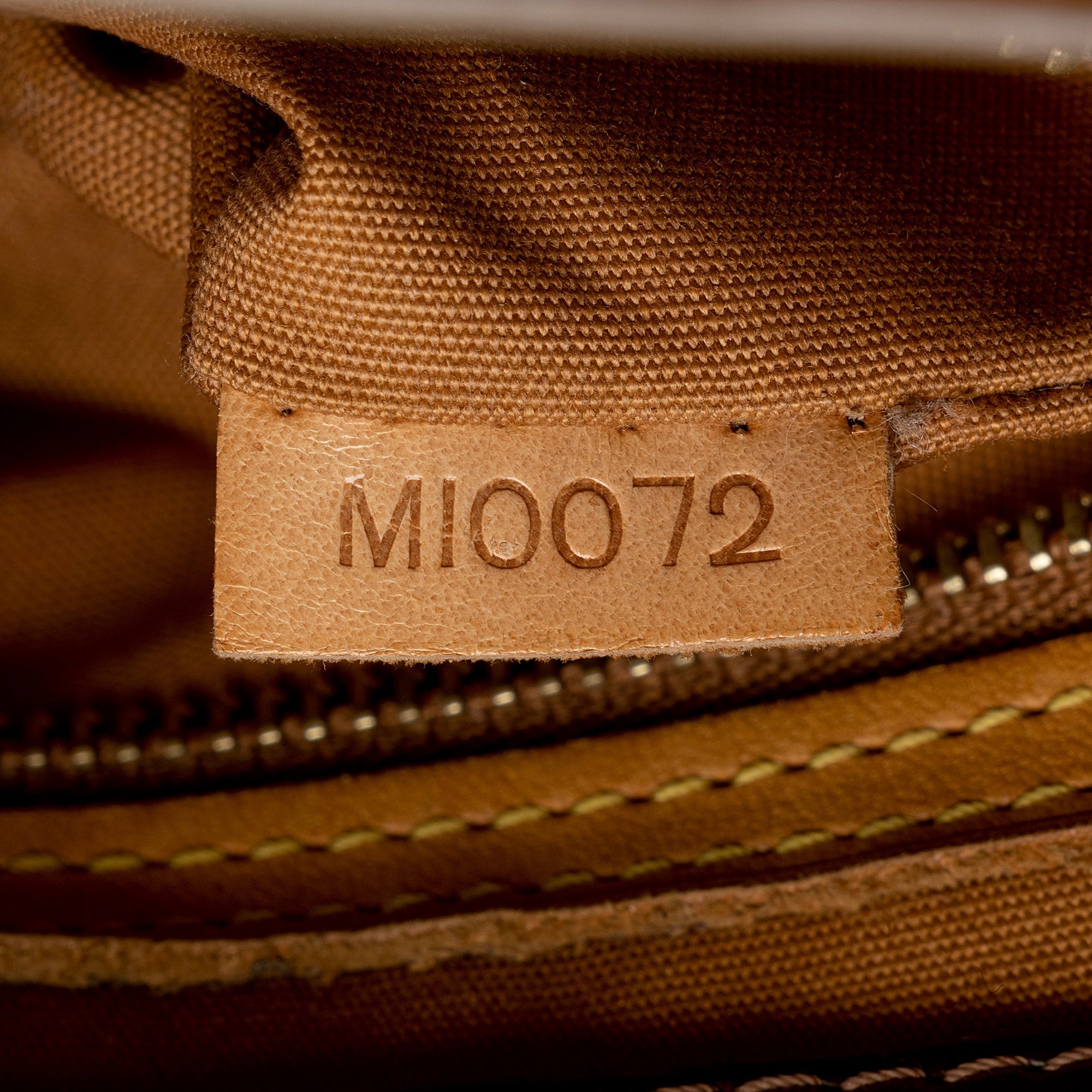 Louis Vuitton Vintage Monogram Vernis Reade PM Tote (SHF-22964) - Image 5