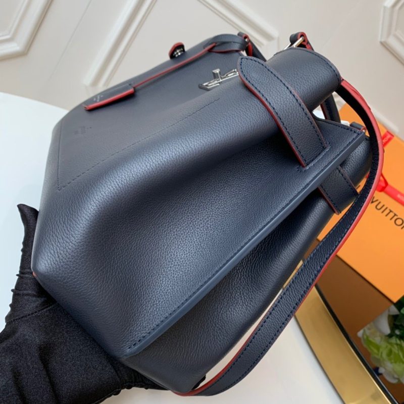 Louis Vuitton LOCKME DAY BAG - Image 4