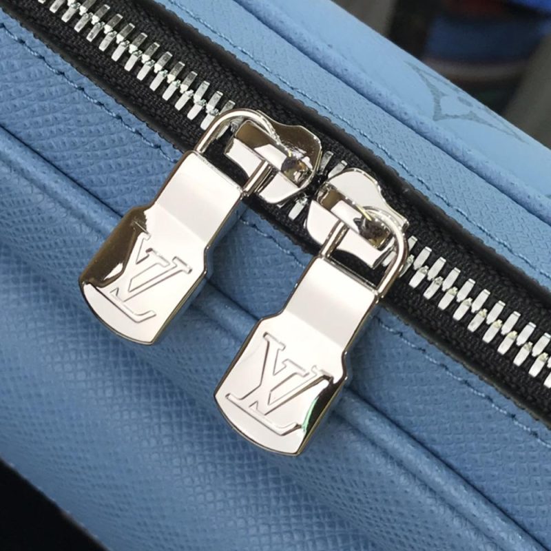 Louis Vuitton Messenger Bag - Image 7