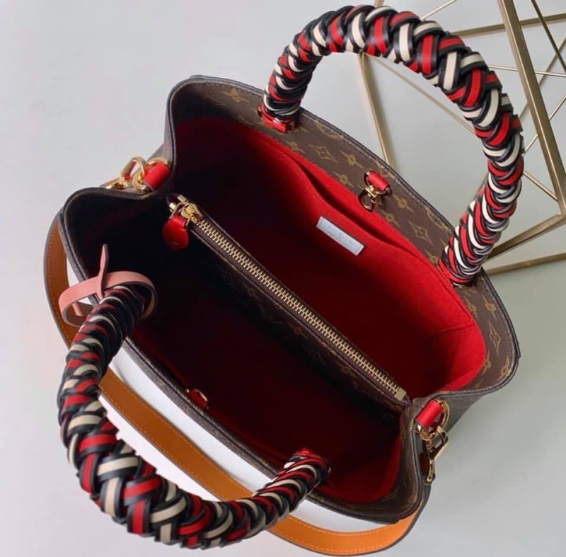 Louis Vuitton Montaigne BB Bag - Image 4