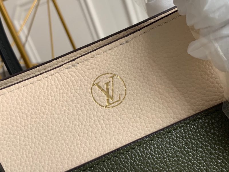 Louis Vuitton On My Side MM Bag - Image 3