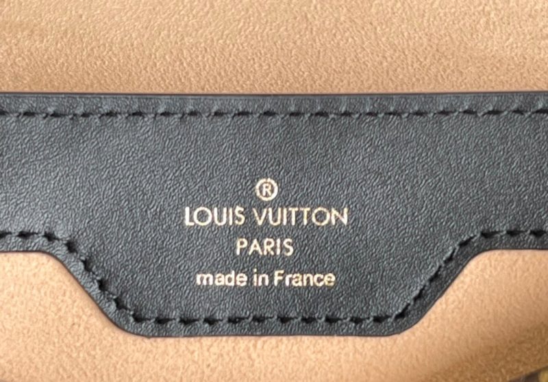 Louis Vuitton Trianon PM Bag - Image 7