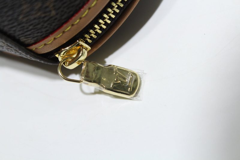 Louis Vuitton Mini Boite Chapeau Necklace Bag - Image 3