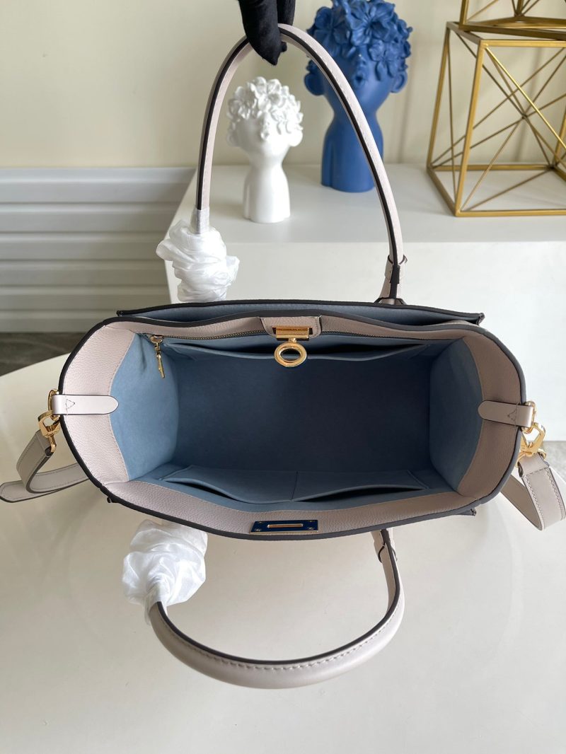 Louis Vuitton On My Side MM Bag - Image 3