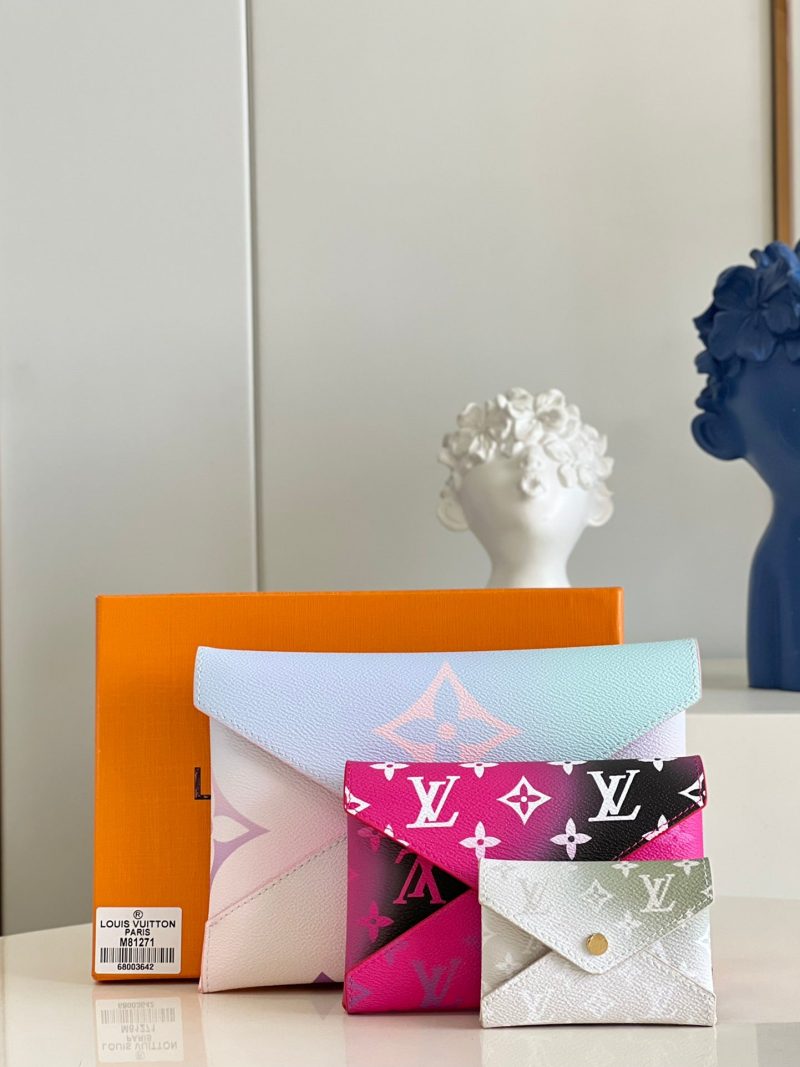 Louis Vuitton Kirigmai Pochette Bag - Image 8
