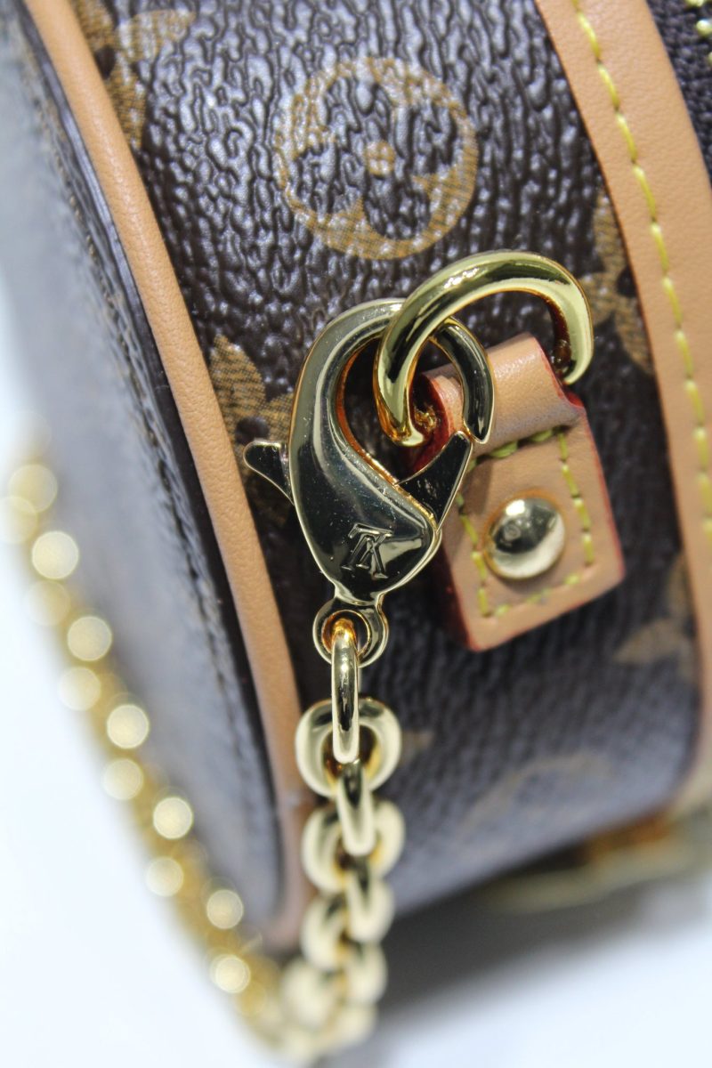 Louis Vuitton Mini Boite Chapeau Necklace Bag - Image 7