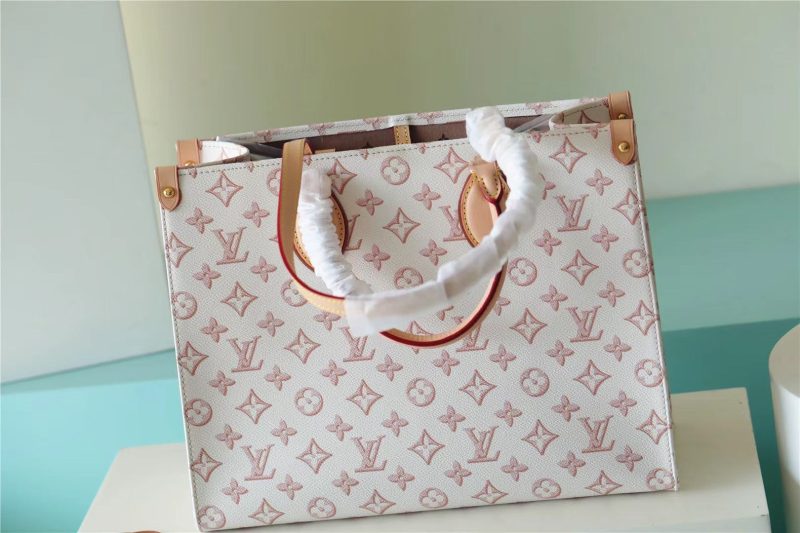 Louis Vuitton OnTheGo MM Bag - Image 3