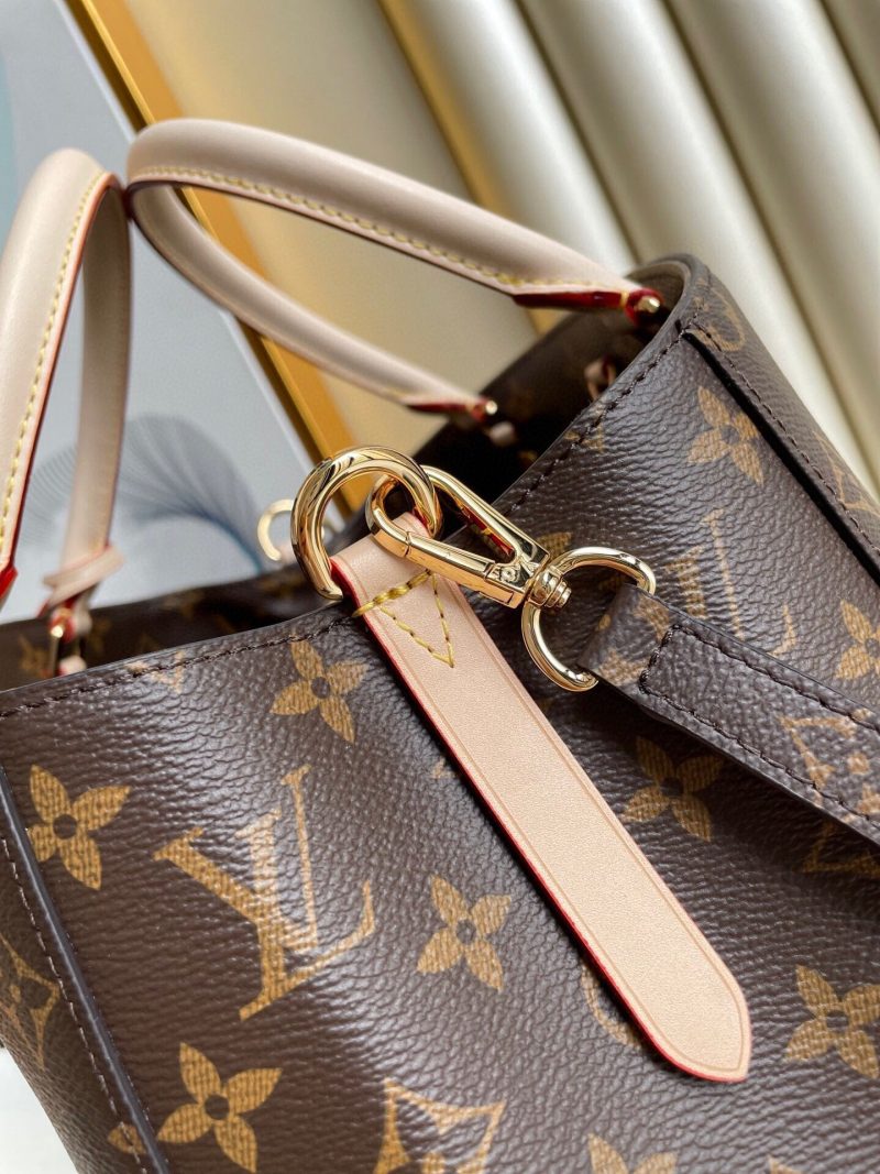 Louis Vuitton Montaigne MM Bag - Image 4