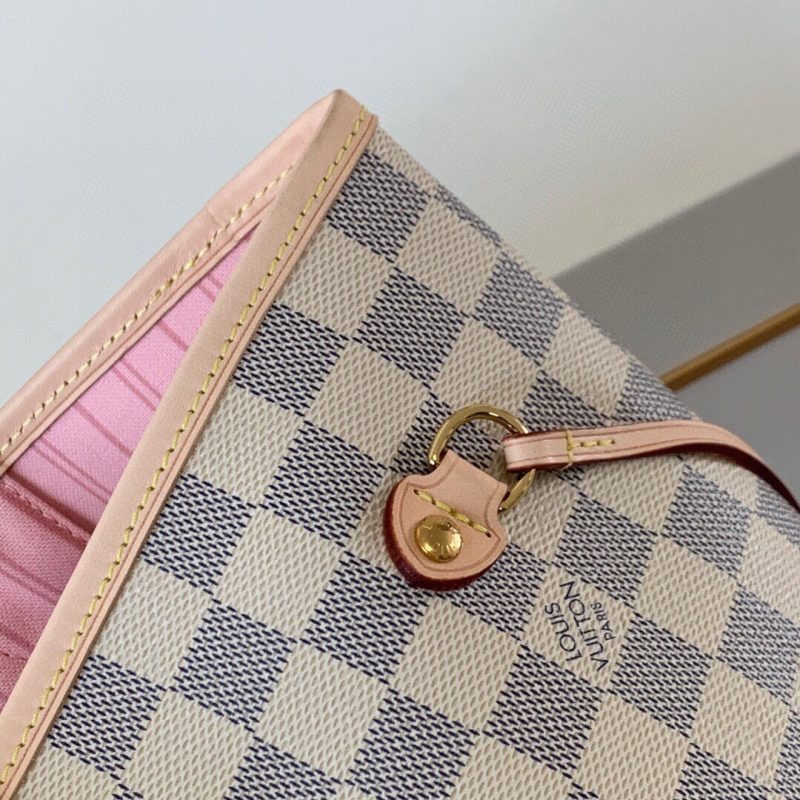 Louis Vuitton Neverfull MM Tote Bag - Image 9