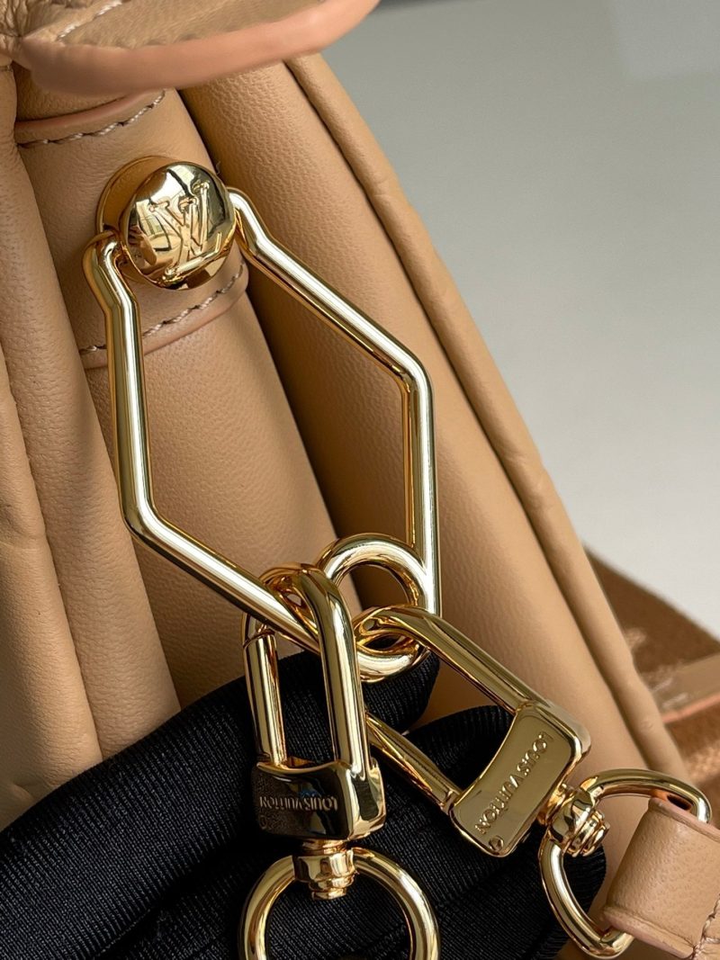 Louis Vuitton Coussin PM Bag - Image 3
