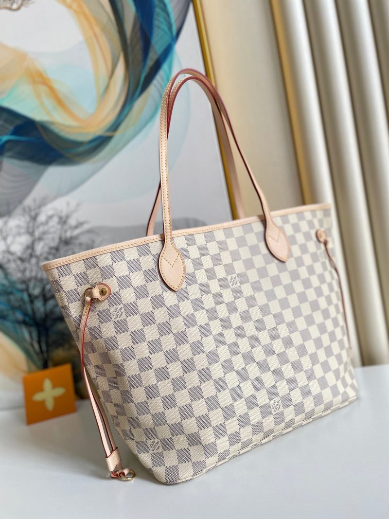 Louis Vuitton Neverfull MM  Tote Bag - Image 7
