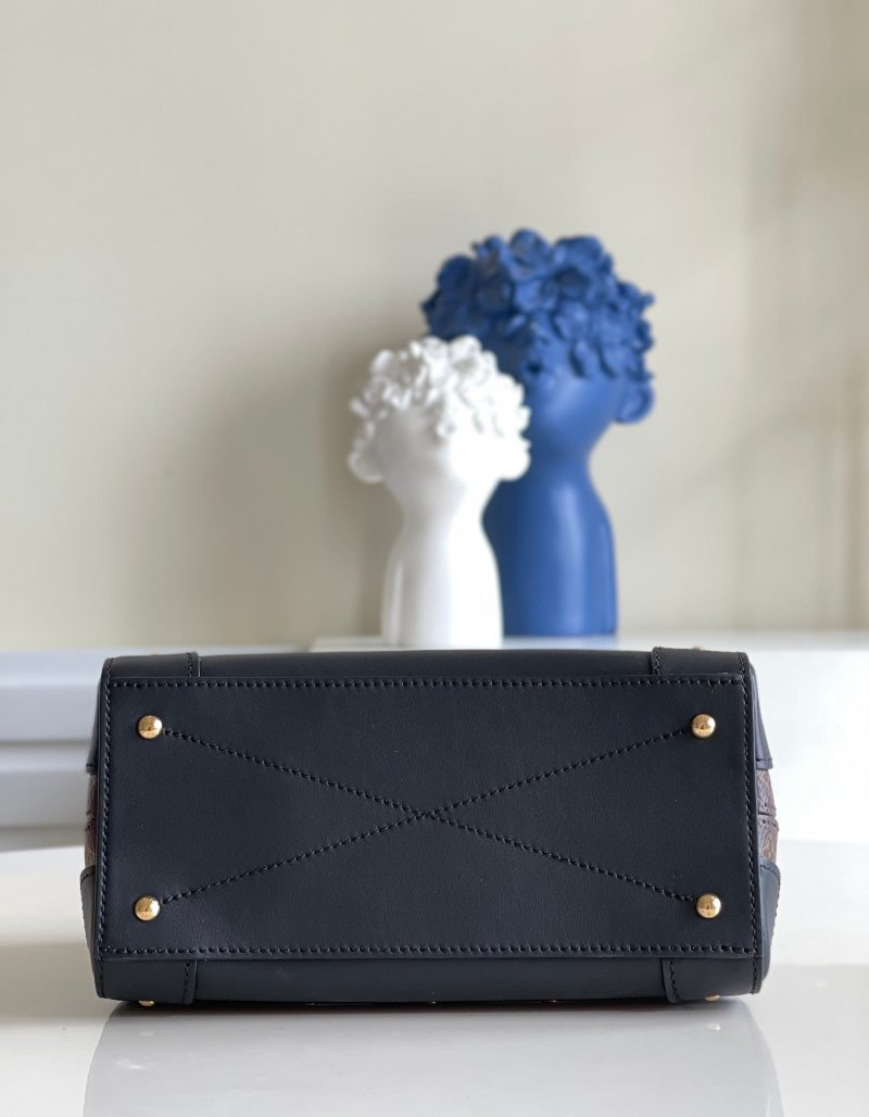 Louis Vuitton Trianon PM Bag - Image 4
