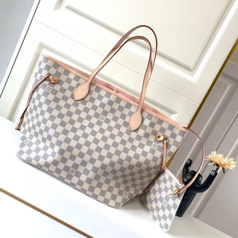 Louis Vuitton Neverfull MM Tote Bag - Image 4