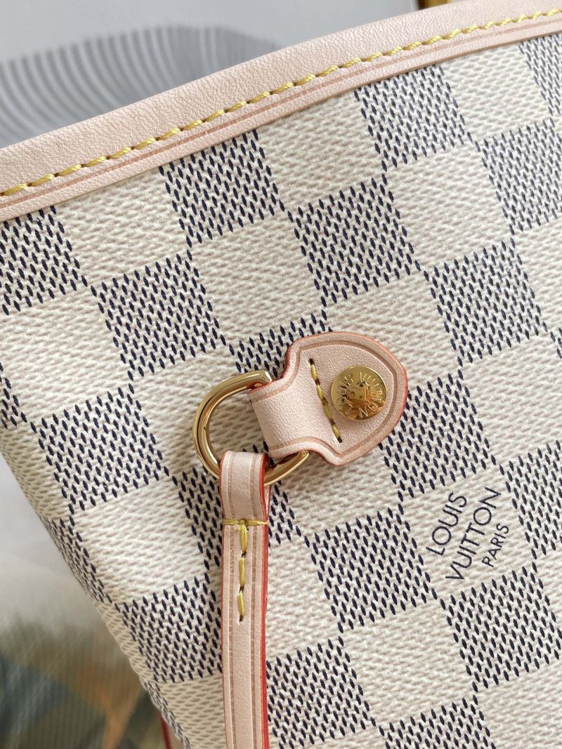 Louis Vuitton Neverfull MM  Tote Bag - Image 3