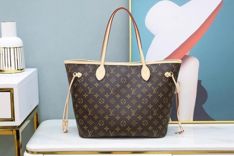 Louis Vuitton Neverfull MM Tote Bag - Image 2