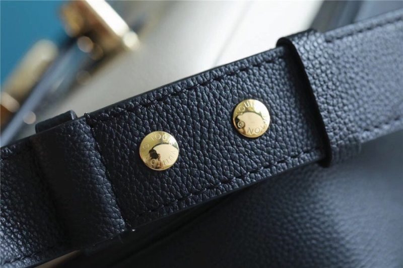 Louis Vuitton Lockme Tender Bag - Image 5