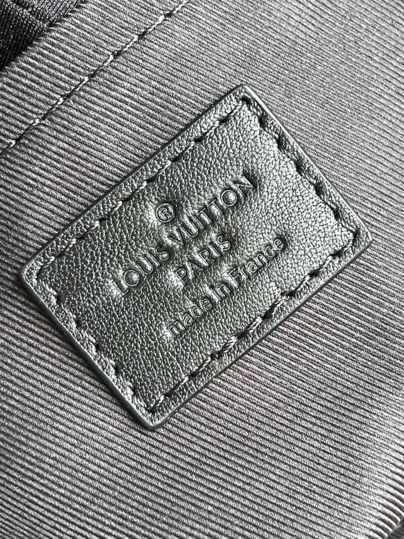 Louis Vuitton Cruiser Messenger Bag - Image 8