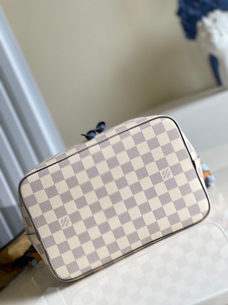 Louis Vuitton NeoNoe MM Bag - Image 4