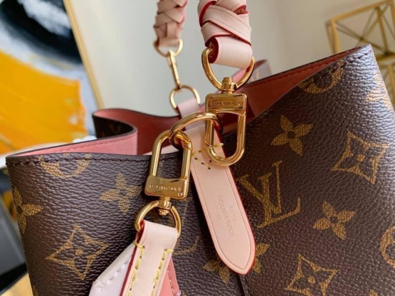 Louis Vuitton NeoNoe MM Bag - Image 8
