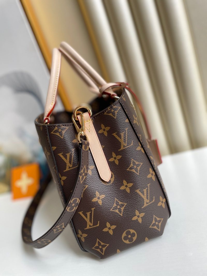 Louis Vuitton Montaigne BB Bag - Image 3