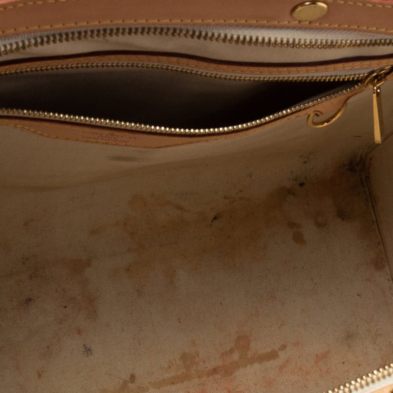Louis Vuitton Blanc Corail Monogram Vernis Brea GM Bag - Image 8