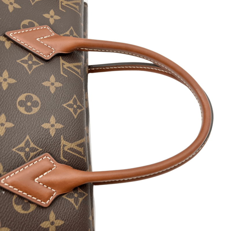 Louis Vuitton Monogram W Tote MM - Image 4