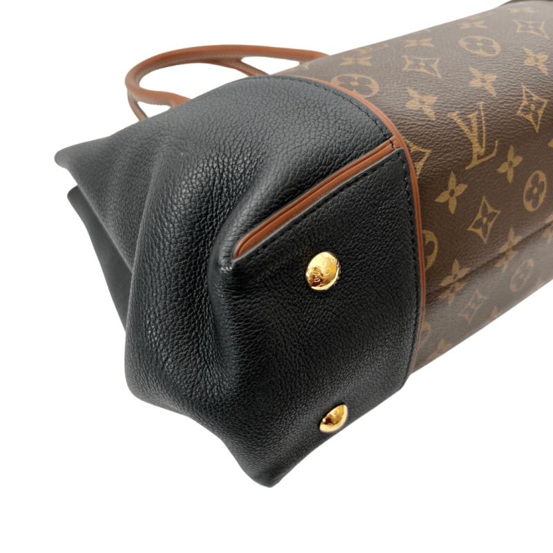 Louis Vuitton Monogram W Tote MM - Image 5